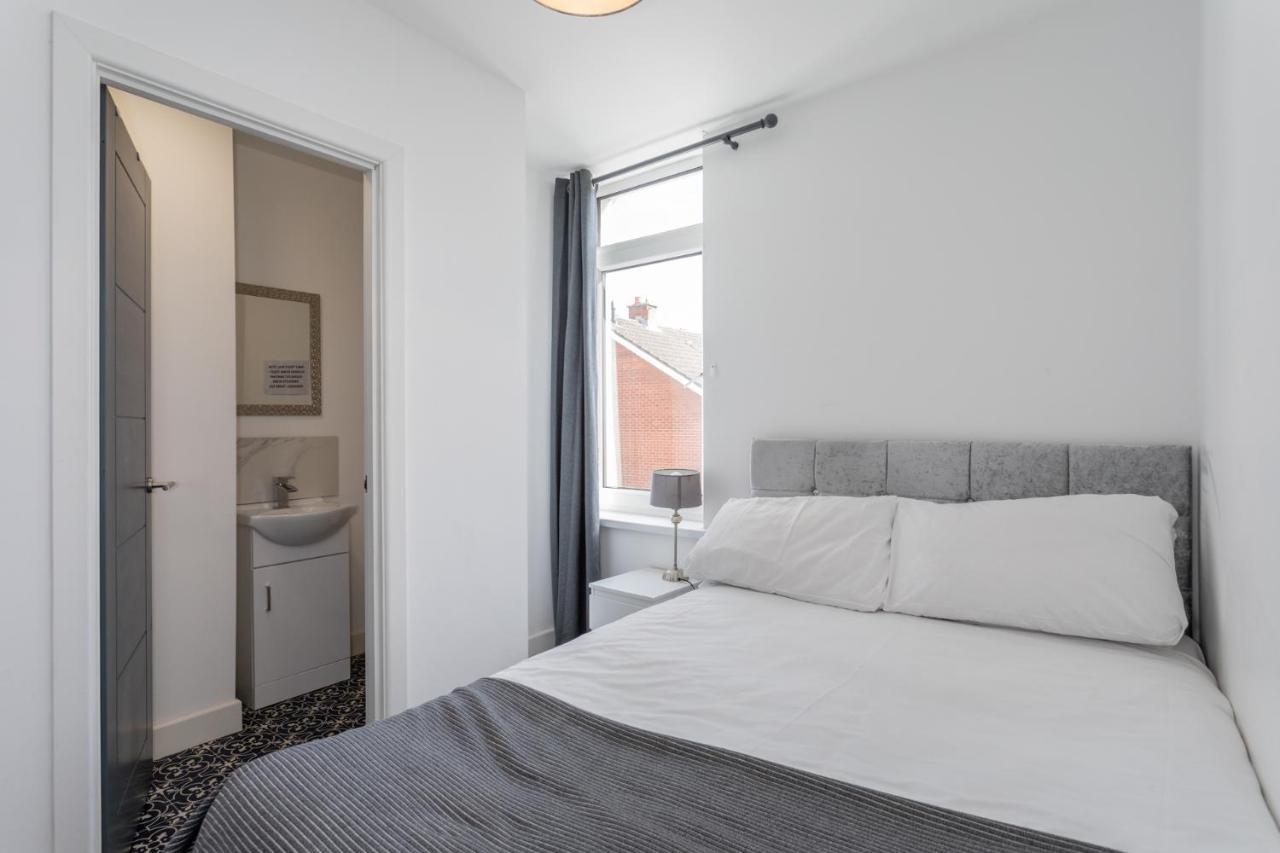 The Avenue Belfast Hotel Екстериор снимка
